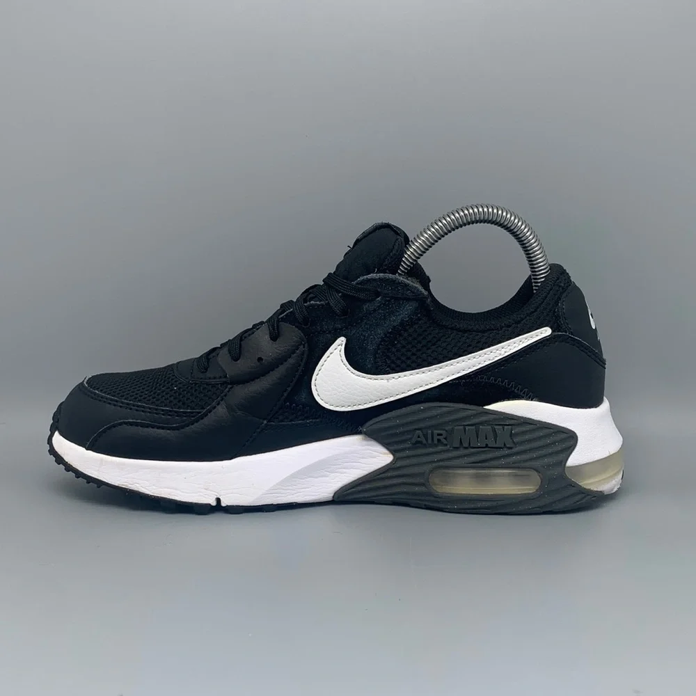 Nike‎ Air Max Excee Black White Running Shoes CD5432‑003 Women’s Sz 8